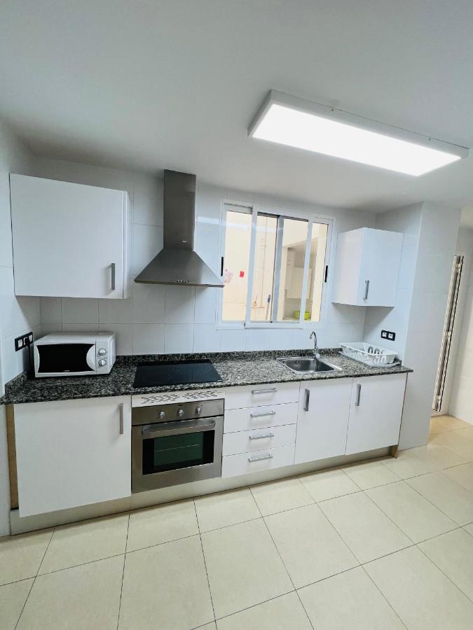 Apartamento Centro 3 Habitaciones Con Aire Acondicionado Y Wifi A 150M De La Playa Y Castillo Peniscola Exterior photo