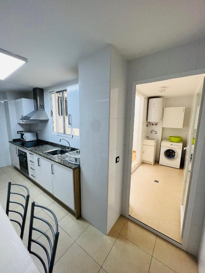 Apartamento Centro 3 Habitaciones Con Aire Acondicionado Y Wifi A 150M De La Playa Y Castillo Peniscola Exterior photo